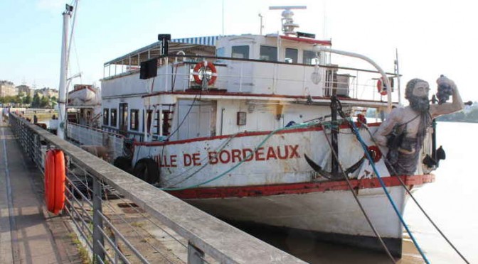 Bordeaux port de tourisme